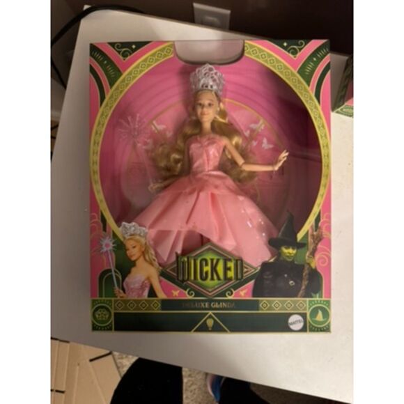 Wicked Deluxe Glinda Fashion Doll, MISPRINT URL - Picture 5 of 6